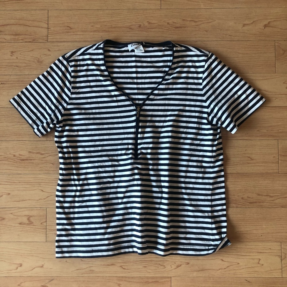 Links white and navy striped zipper vneck tshirt